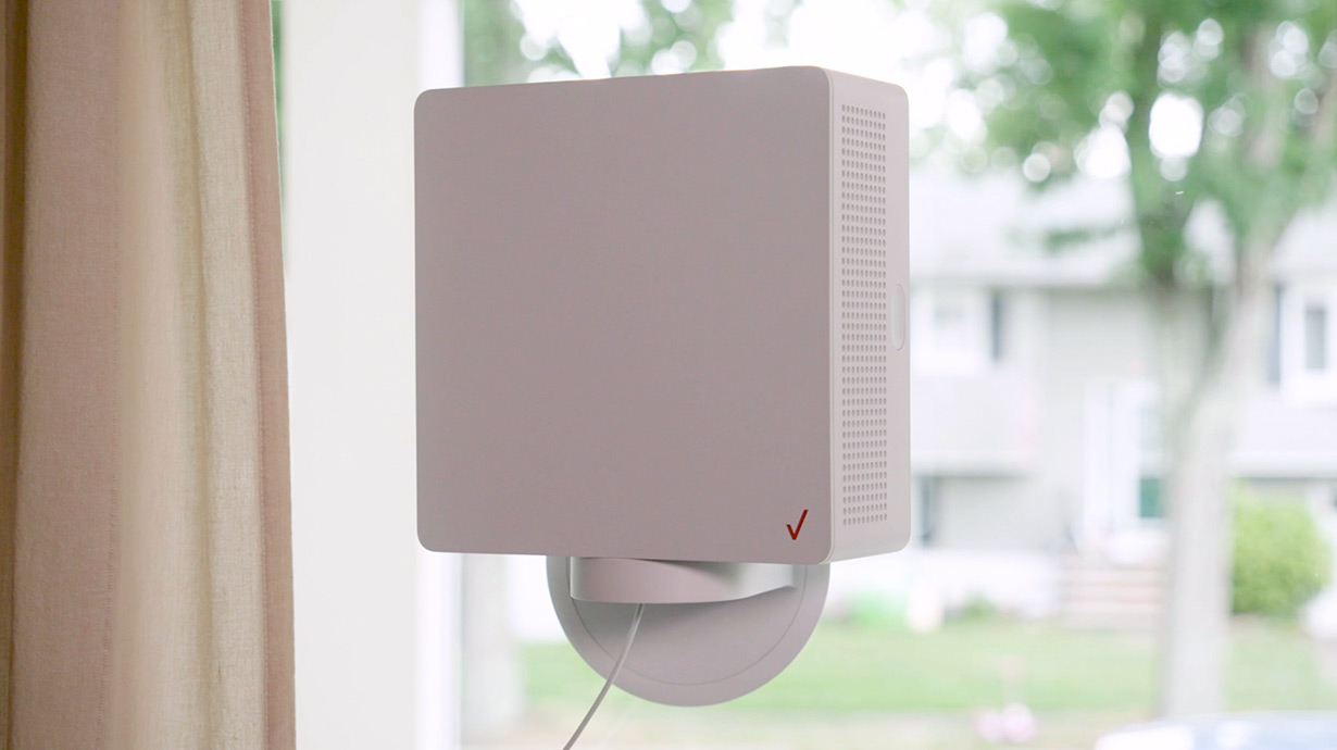 ✓ Verizon 5G UWB Home Internet - Setup, Features and Initial Thoughts 