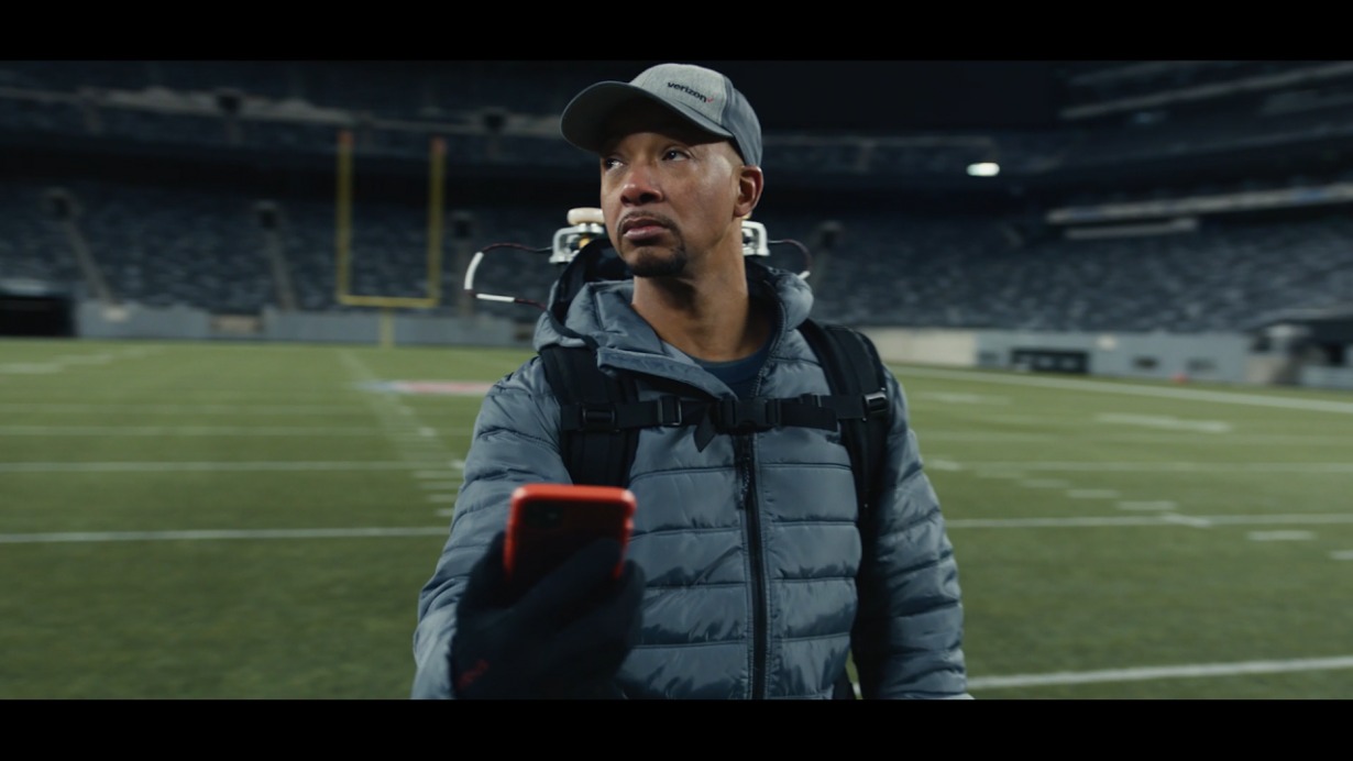 Verizon gives the football fan experience a major upgrade heading into Super  Bowl LVII, News Release