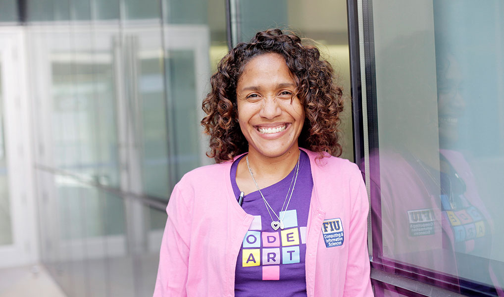 Photo of Monique Ross, Assistant Professor, Computer Science, FIU