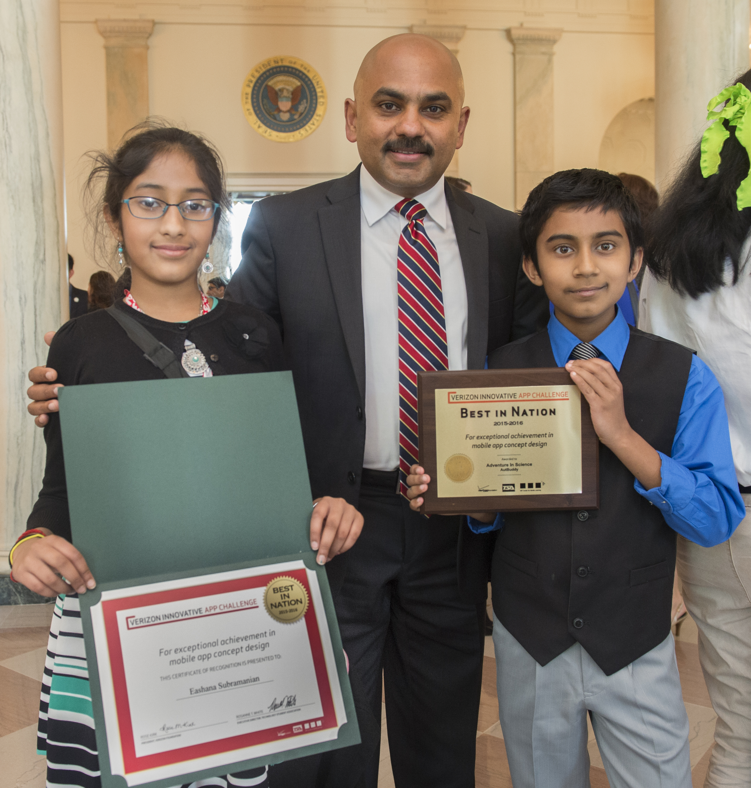 Middle schoolers get high praise (and high fives!) for app that helps kids with autism Middle schoolers get high praise (and high fives!) for app that helps kids with autism