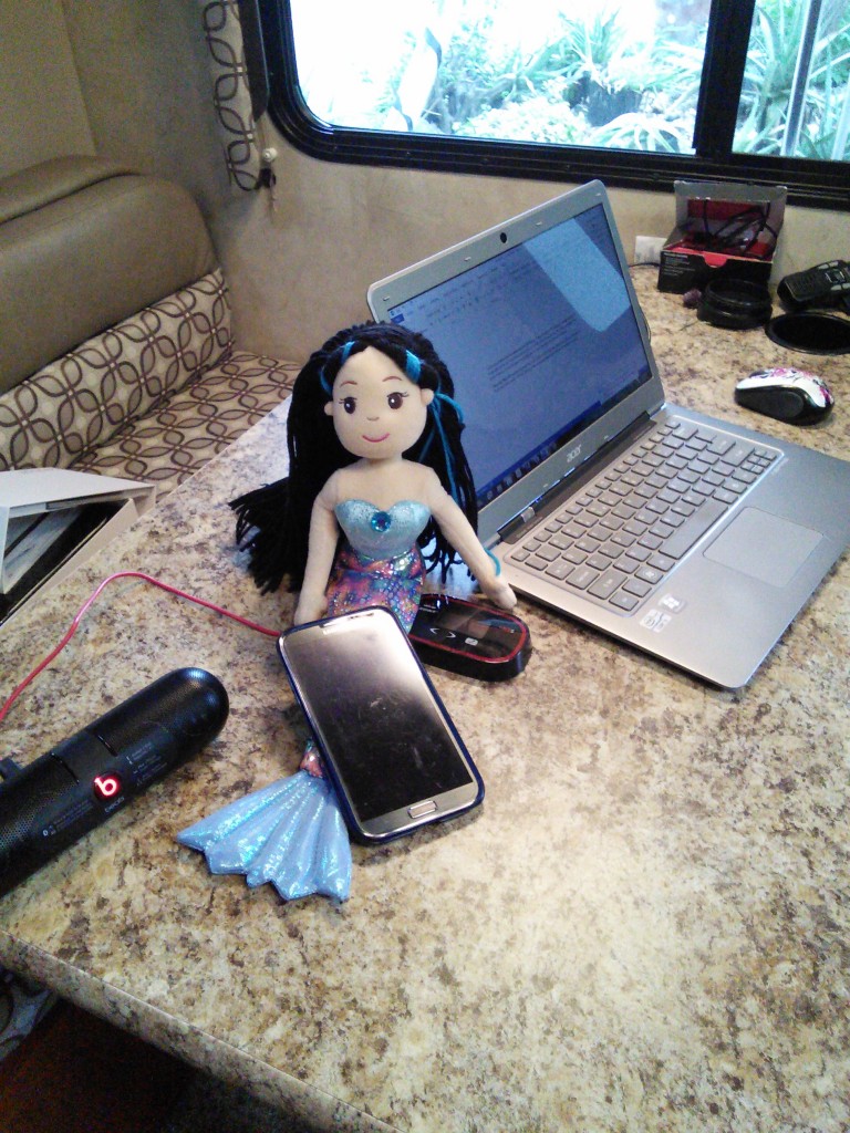 traveling-with-tech