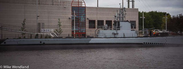 vzgreatlakes-tour-Manitowoc-WI-submarine