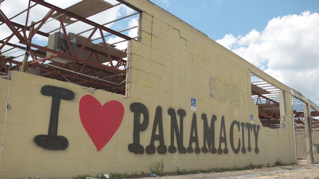 Showing Panama City some 5G love.