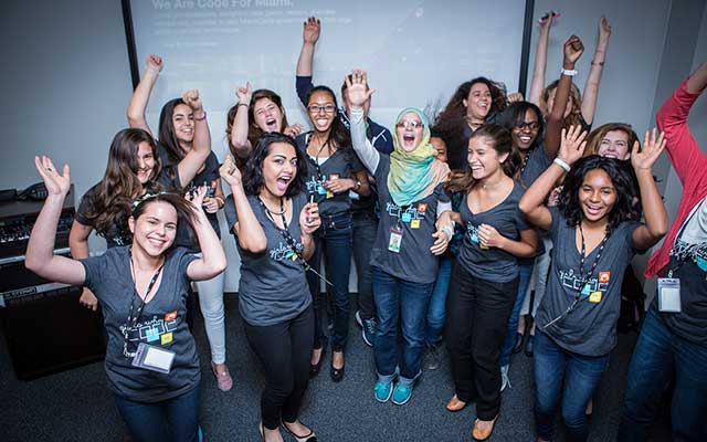 Make Way for Verizon’s First Graduating Class From Girls Who Code