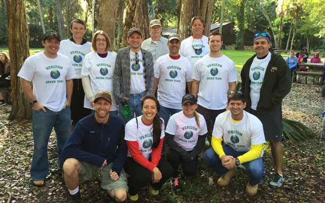 Verizon Green Team at Hillsborough River State Park outside Tampa, Fla.