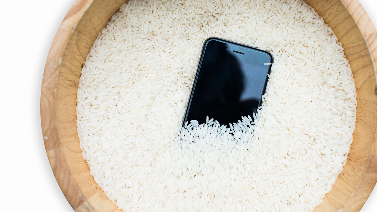 Phone in rice