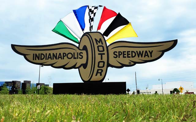 Indianapolis Motor Speedway fans are expected to double network usage for Indy500 