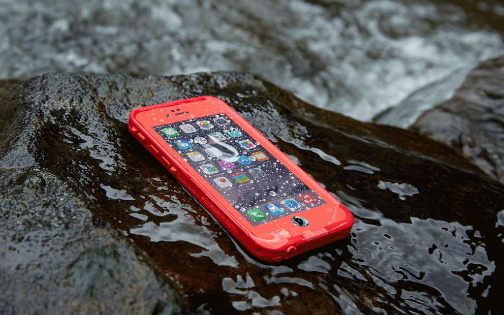 Top water-resistant gear that you can bring to the pool | Featured News  Story | Verizon