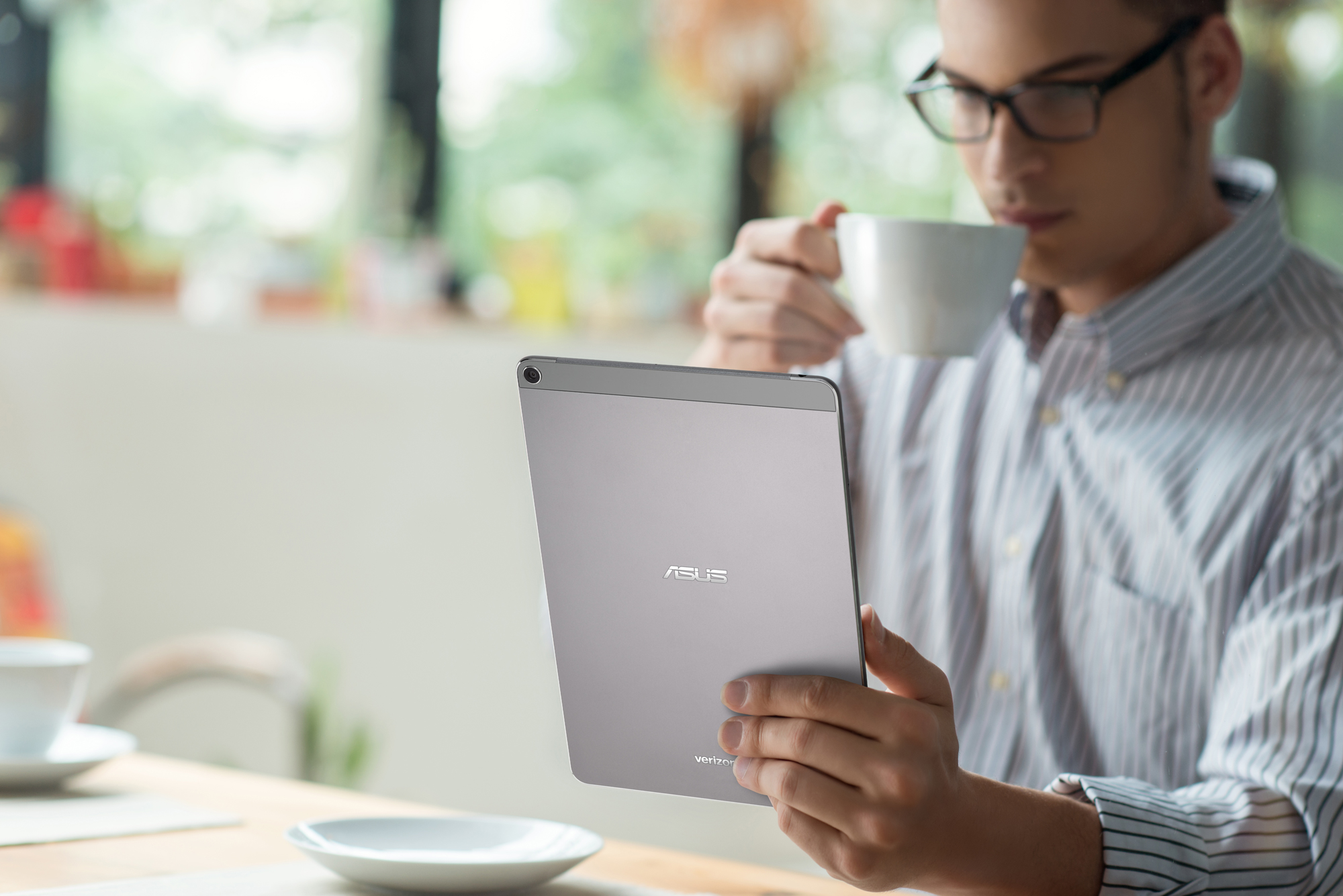 ASUS ZenPad™ Z10 tablet