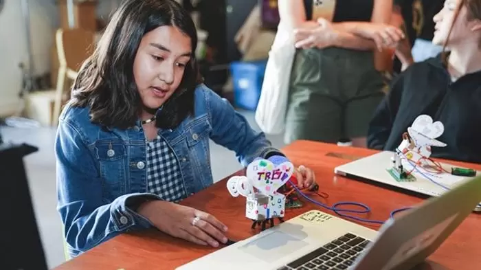 Young Latino Student Learning To Code| Digital Inclusion