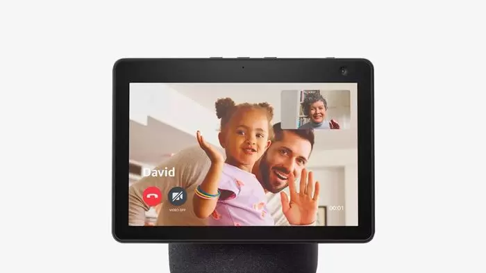 Amazon Echo Show 10 | Holiday Tech Gift Guide