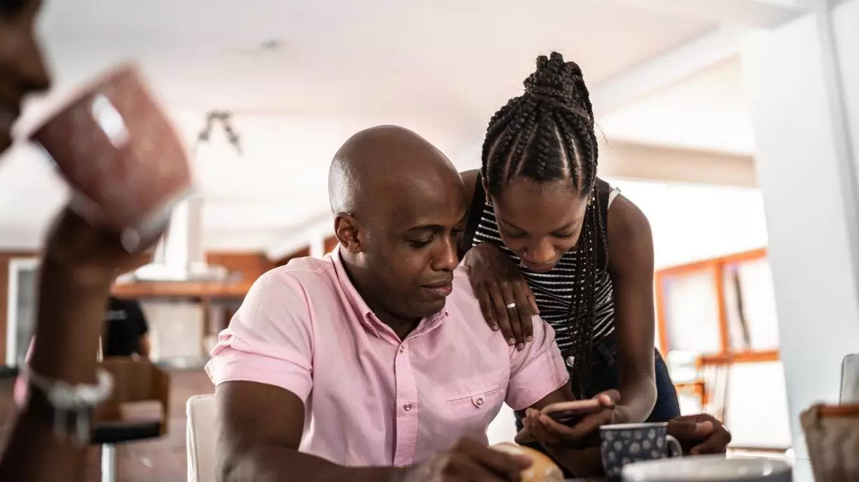 Daughter Sharing Family Photos With Her Father | Father’s Day Gift