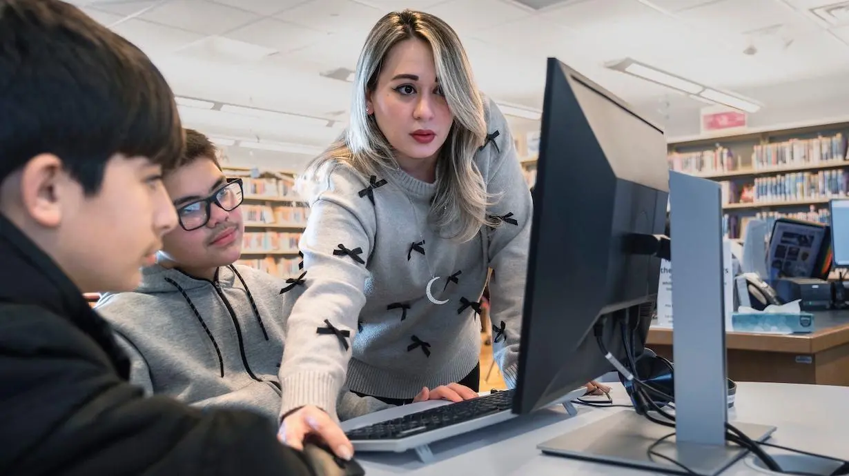 Finding her future in a tech-forward career |  Verizon