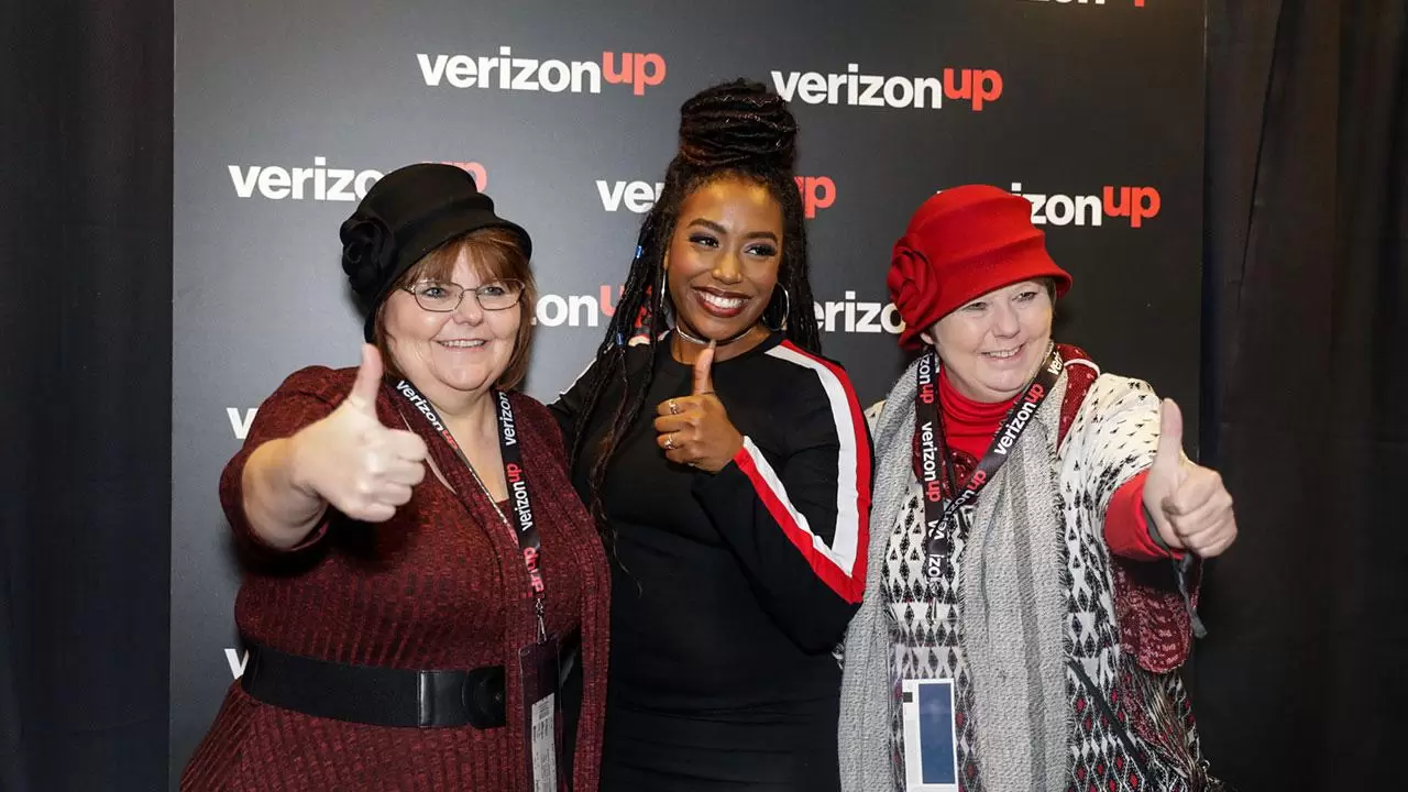 DeAnna Buhl and Barbara Dunn pose with Deanii Scott