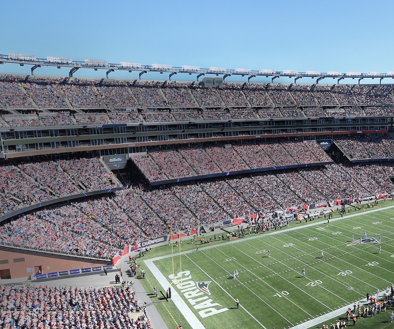 The Digital Transformation of the NFL Stadium and the 5G Fan Experience Verizon