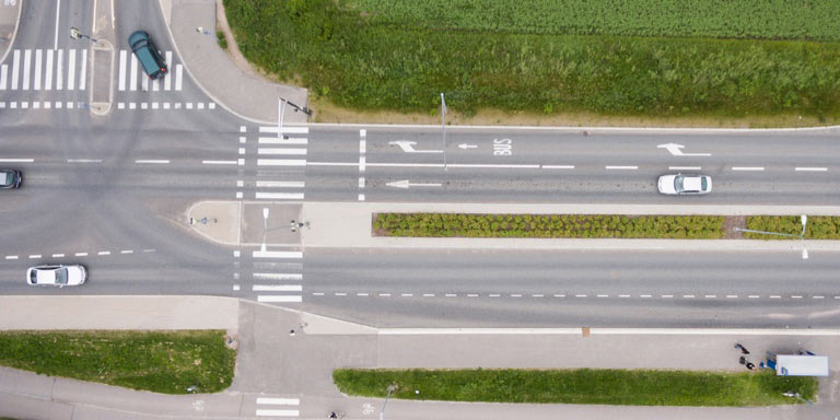 overhead cars highway